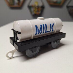 Tomy Thomas Train Milk Toy Tanker Car Wheels Hooks Vintage Kids Set Replacement